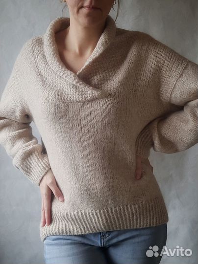 Свитер женский