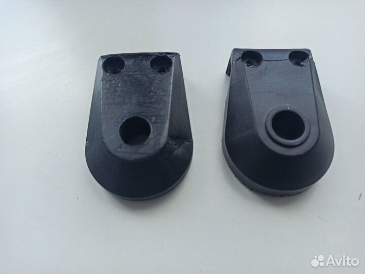 Крепление дуги тента качелей