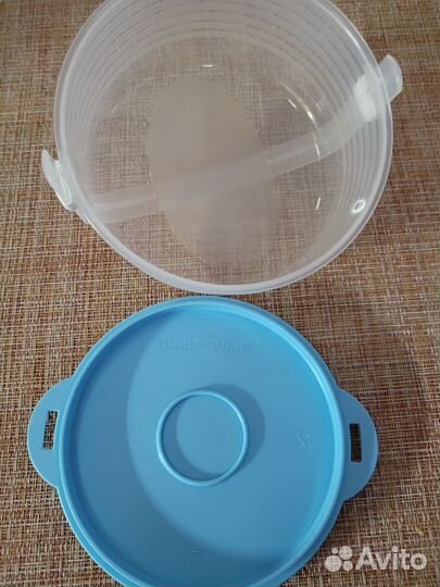 Тортница с крышкой