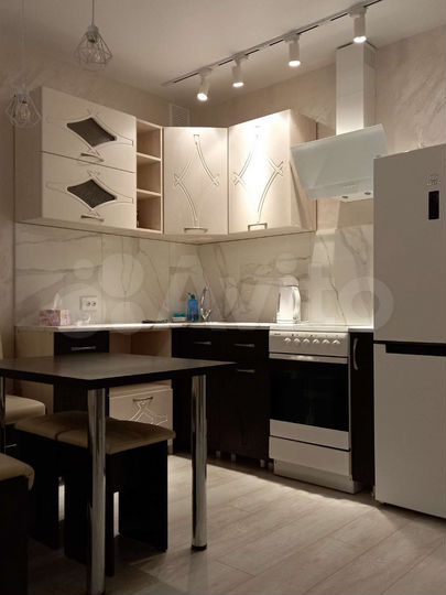 2-к. квартира, 42 м², 3/16 эт.