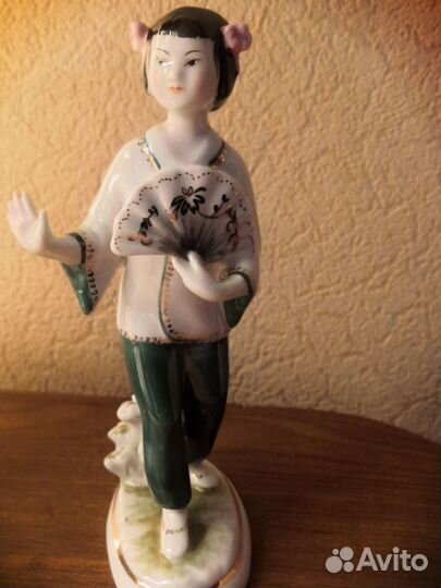 Фарфоровая статуэтка СССР