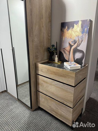 Комод с ящиками в наличии