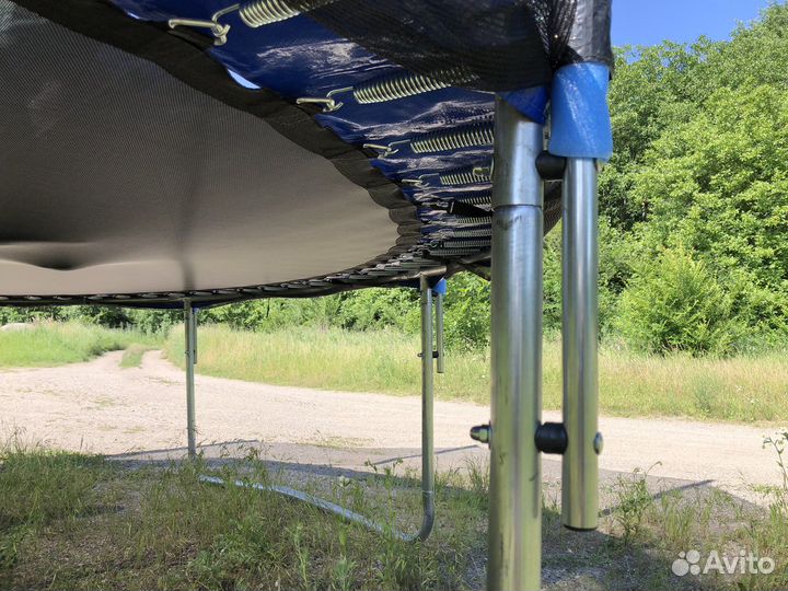 Батут с защитной сеткой Новый - в наличии