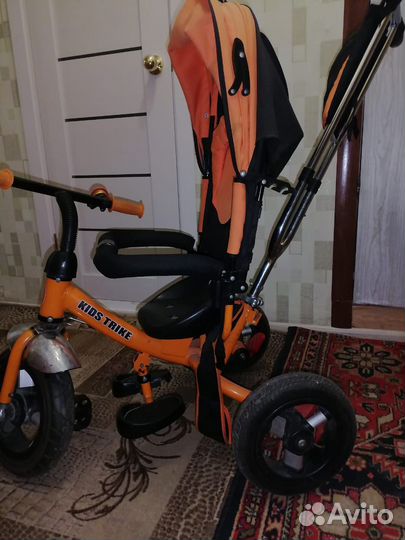 Детский трехколесный велосипед