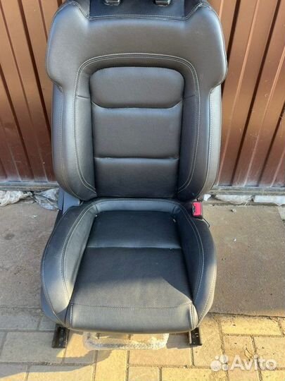 Сиденье переднее правое Chery Tiggo 4 2.0 2021