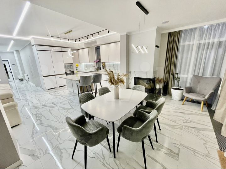 Дом 160 м² на участке 6 сот.