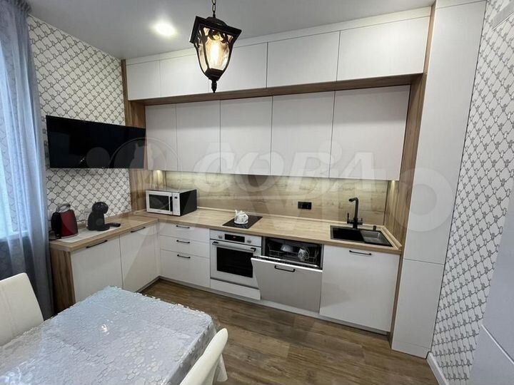 2-к. квартира, 52 м², 12/18 эт.