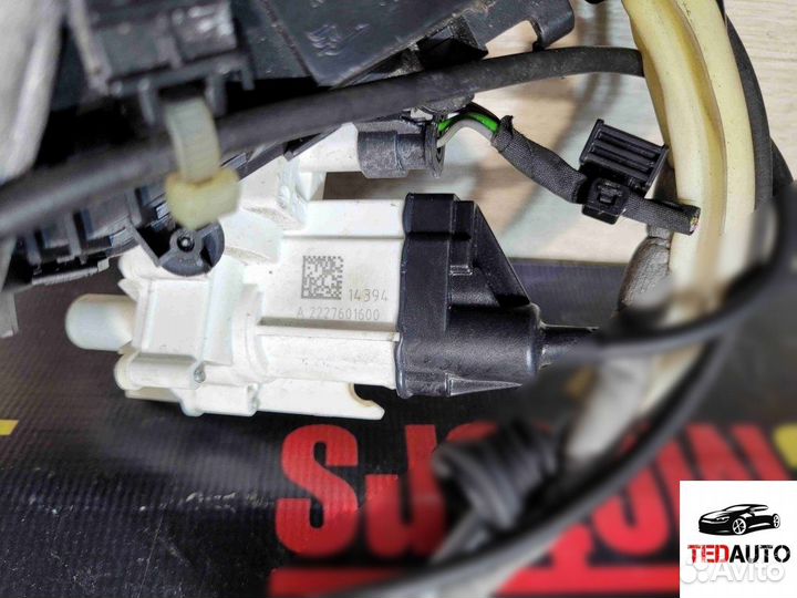 Замок двери задней правой, Mercedes-Benz S-Class 2017