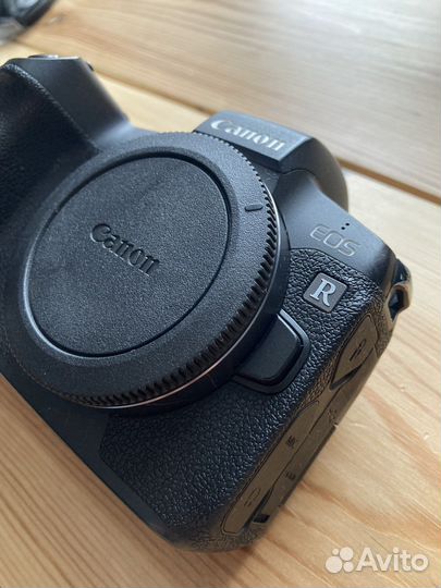 Фотоаппарат Canon EOS R