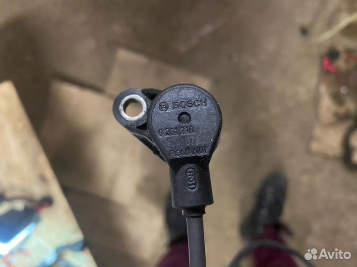 Датчик положения коленвала Porsche Cayenne 955 4.5