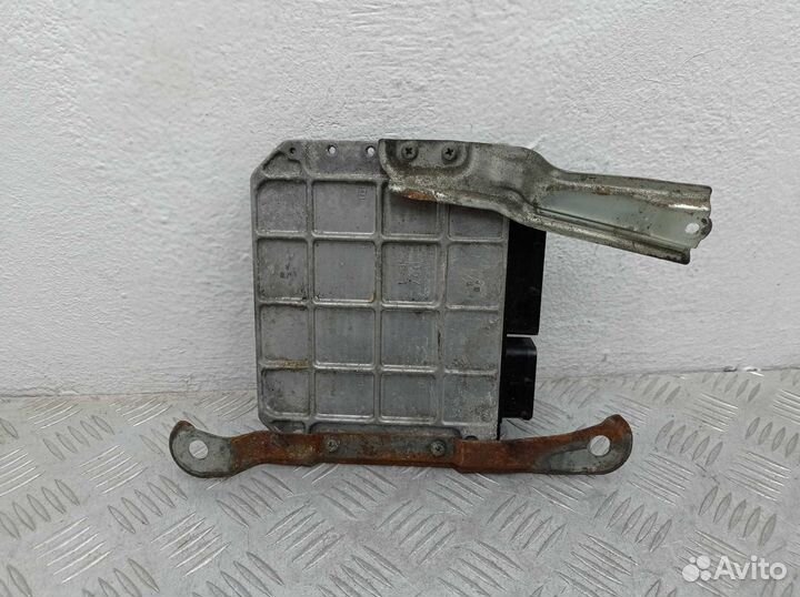 Блок управления двигателем Toyota Camry