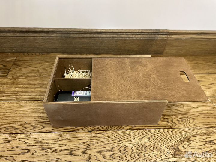 Подарочная коробка для бутылки вина