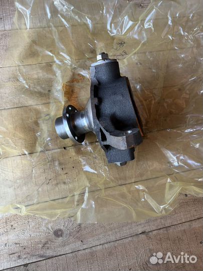 Поворотный кулак УАЗ