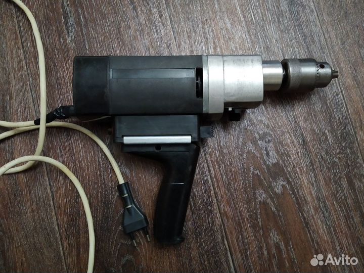 Дрель электрическая СССР