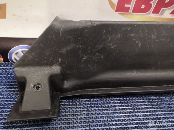 Накладка замка багажника Chevrolet Lanos T100