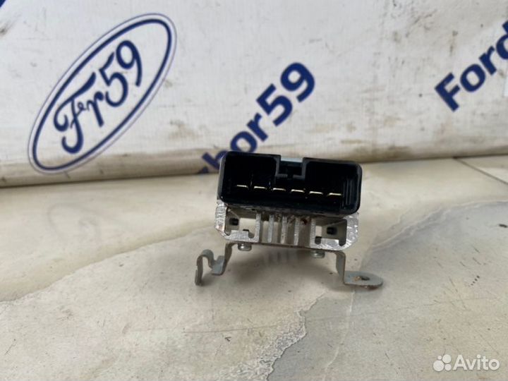 Блок управления топливным насосом Subaru B9