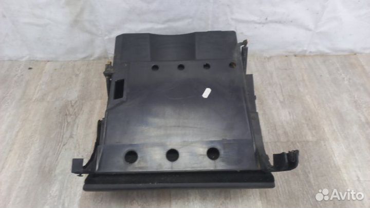 Бардачок Opel Astra H