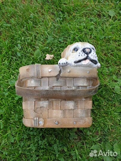 Кашпо для цветов с собачкой