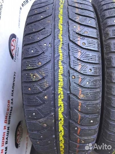 Bridgestone Ice Cruiser 7000 215/65 R17 97T