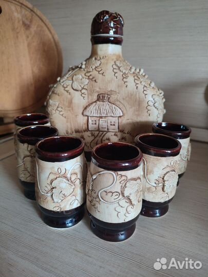 Графин со стаканами