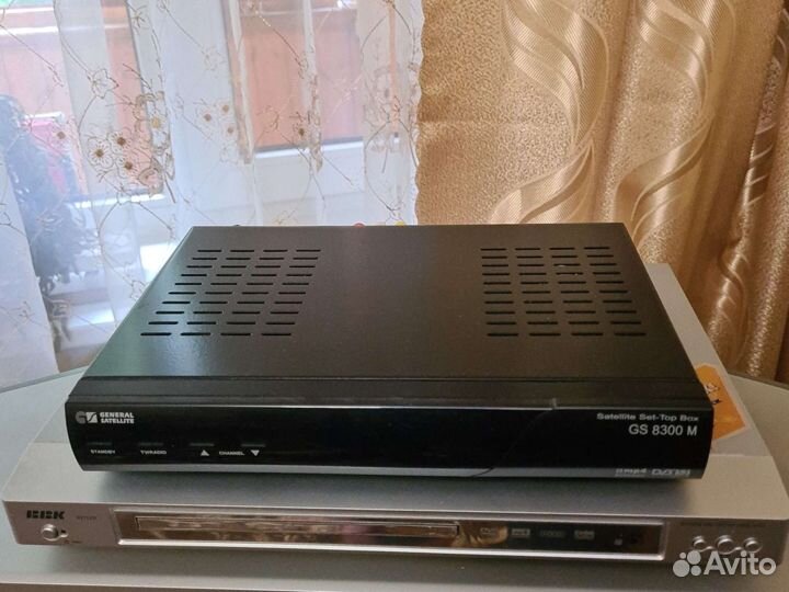Ресивер триколор GS8300M