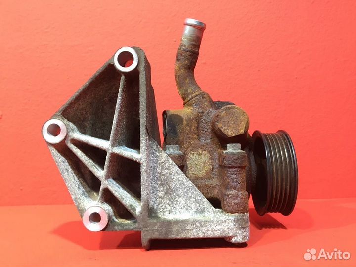 Насос гура Ford Fiesta 5 хетчбэк fxja 1.4L 1388