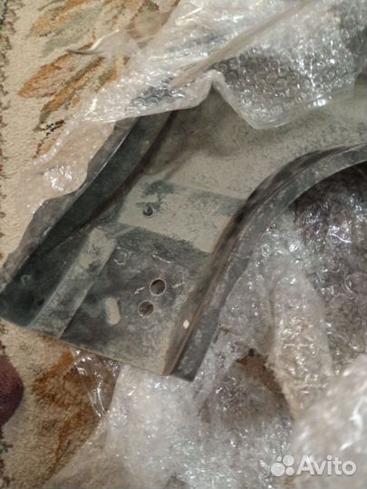 Порог водительский оригинал пежо 206 3дв