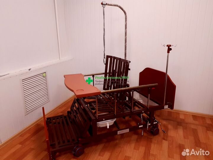 Кровать медицинская