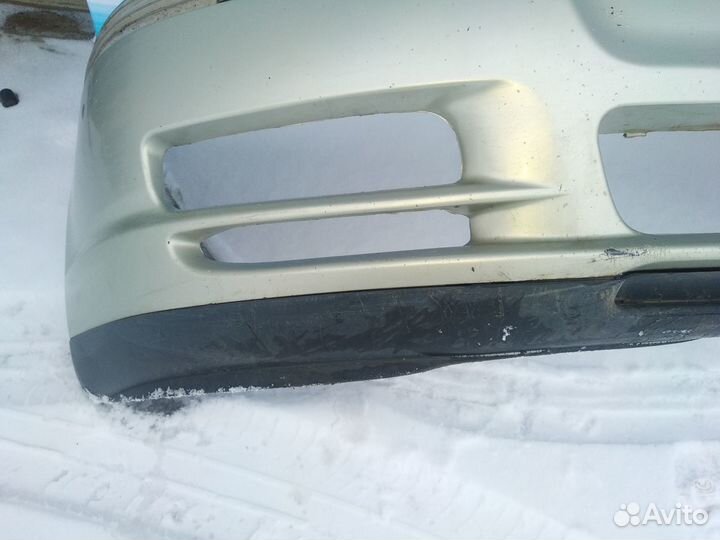 Бампер передний Тойота Авенсис 250