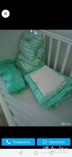 Кроватка для новорожденных с маятником