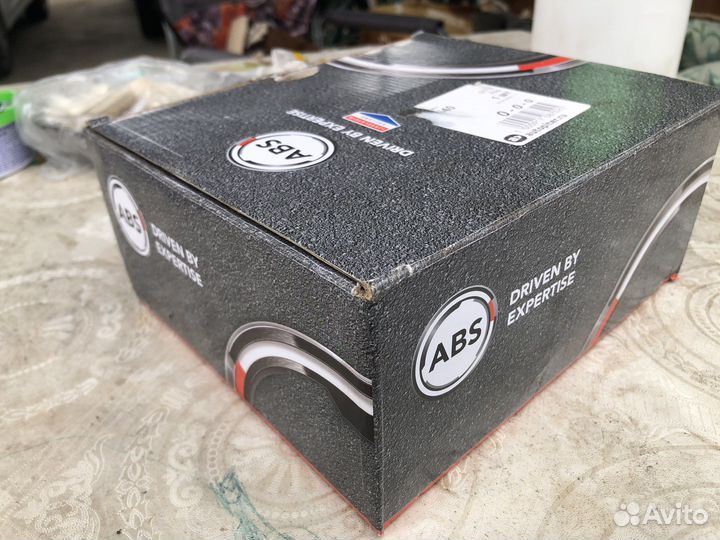 Тормозные колодки ручника