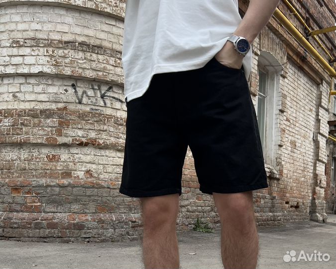 Мужские шорты однотонные