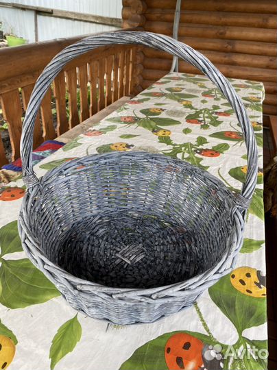 Корзины плетёные разные 5 шт, большие и маленькие