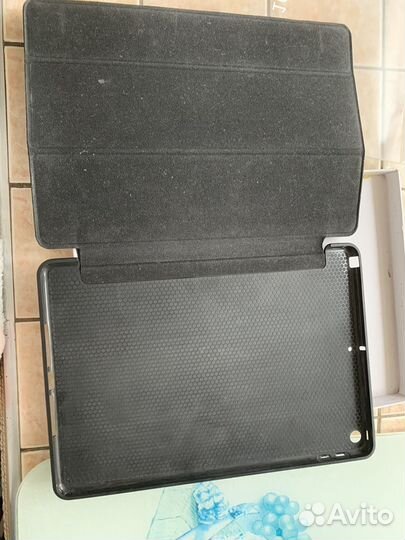 Чехол на iPad 10.2