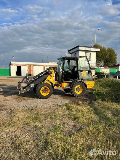 Фронтальный погрузчик JCB 406, 2012