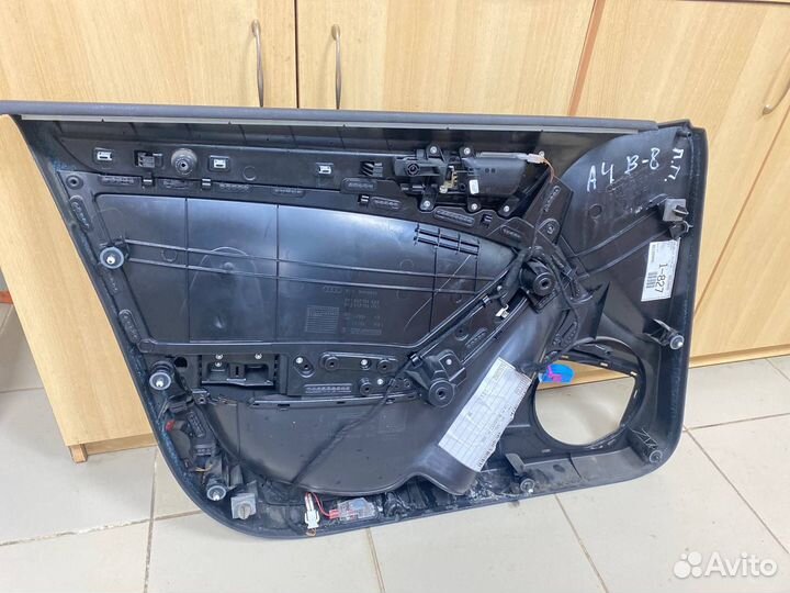 Обшивка двери Audi A4 B8 1.8 T 2009