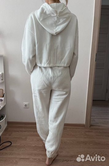 Спортивный костюм женский