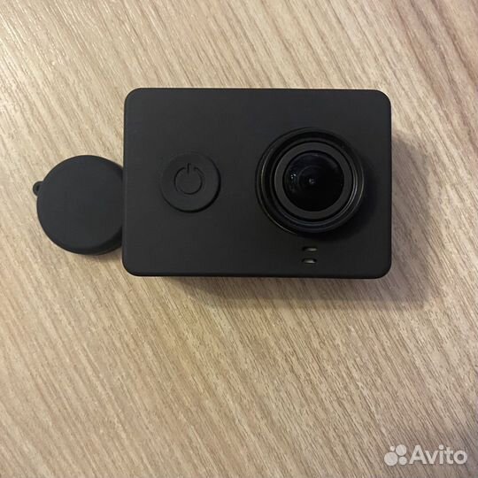 Экшн камера xiaomi yi