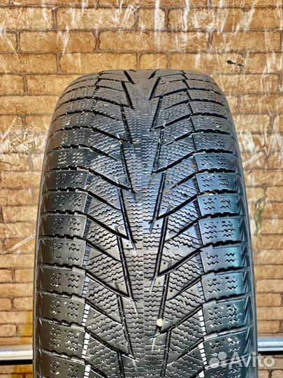 Hankook Winter I'Cept IZ2 205/55 R16 94T