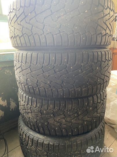 Pirelli Ice Zero 225/45 R17