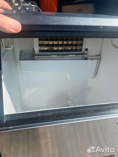 Ледогенератор Cooleq IC-35