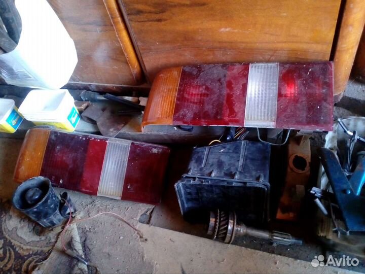 Капот сиера купе Ford Sierra