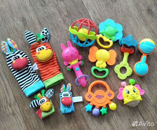 Игрушки погремушки