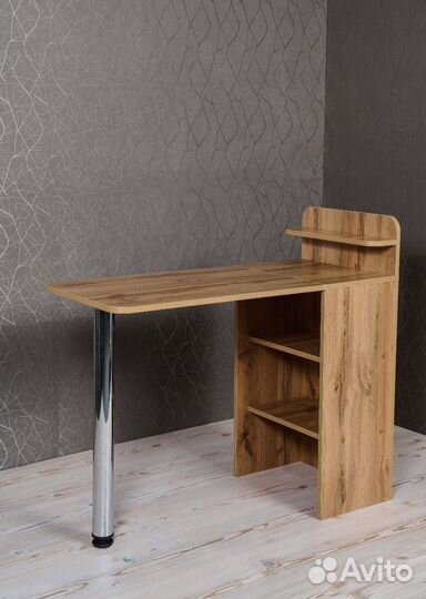 Маникюрный стол складной