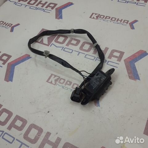 Концевик двери задней левой hyundai grand starex