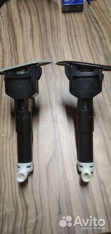 Омыватель фар Toyota Land cruiser150