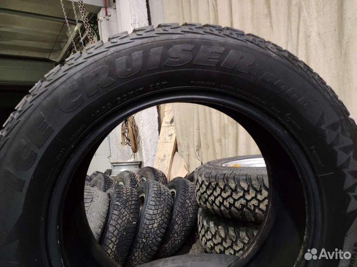 Bridgestone Ice Cruiser 5000 225/60 R17