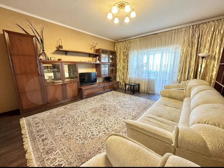 2-к. квартира, 75 м², 9/10 эт.