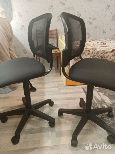 Офисные кресла, 