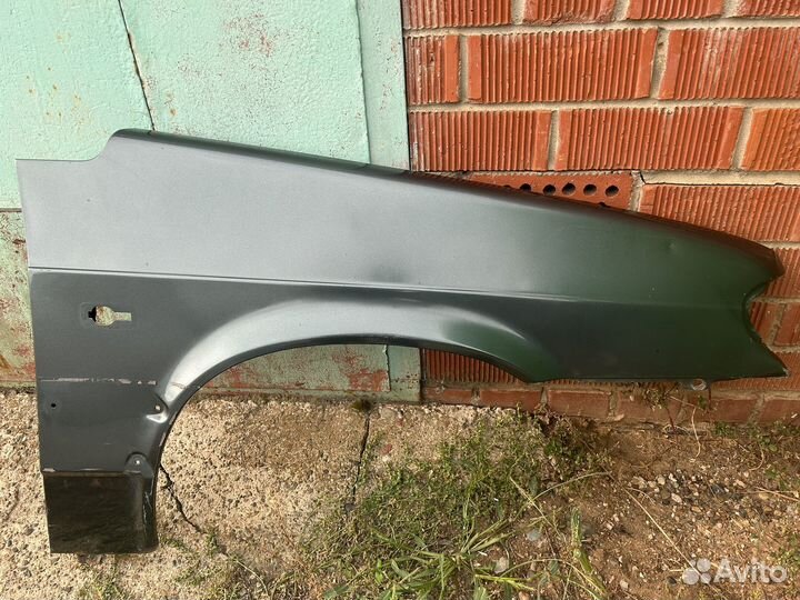 Крыло правое на ваз 2114